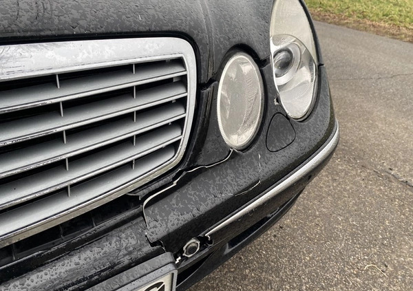 Mercedes-Benz Klasa E cena 13900 przebieg: 319000, rok produkcji 2005 z Buk małe 497